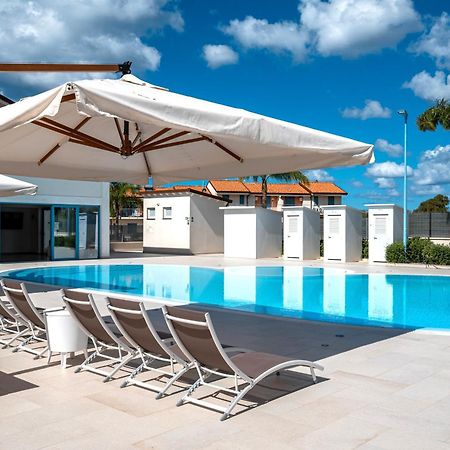 Icaro Residence Apartments With A Beautiful Pool SantʼAgata di Militello Екстериор снимка