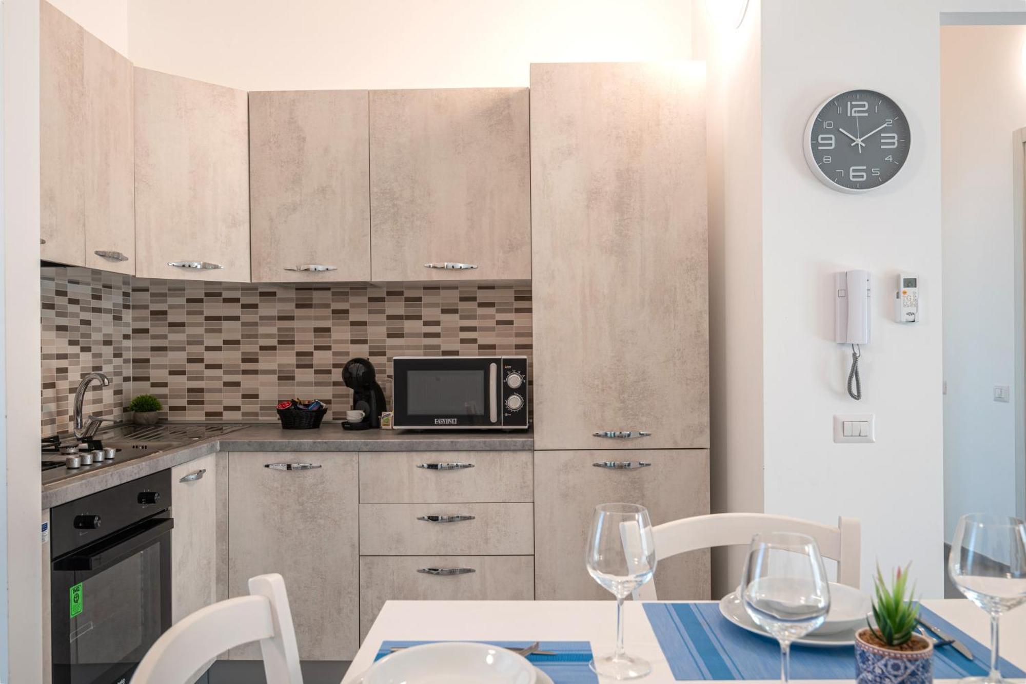 Icaro Residence Apartments With A Beautiful Pool SantʼAgata di Militello Екстериор снимка