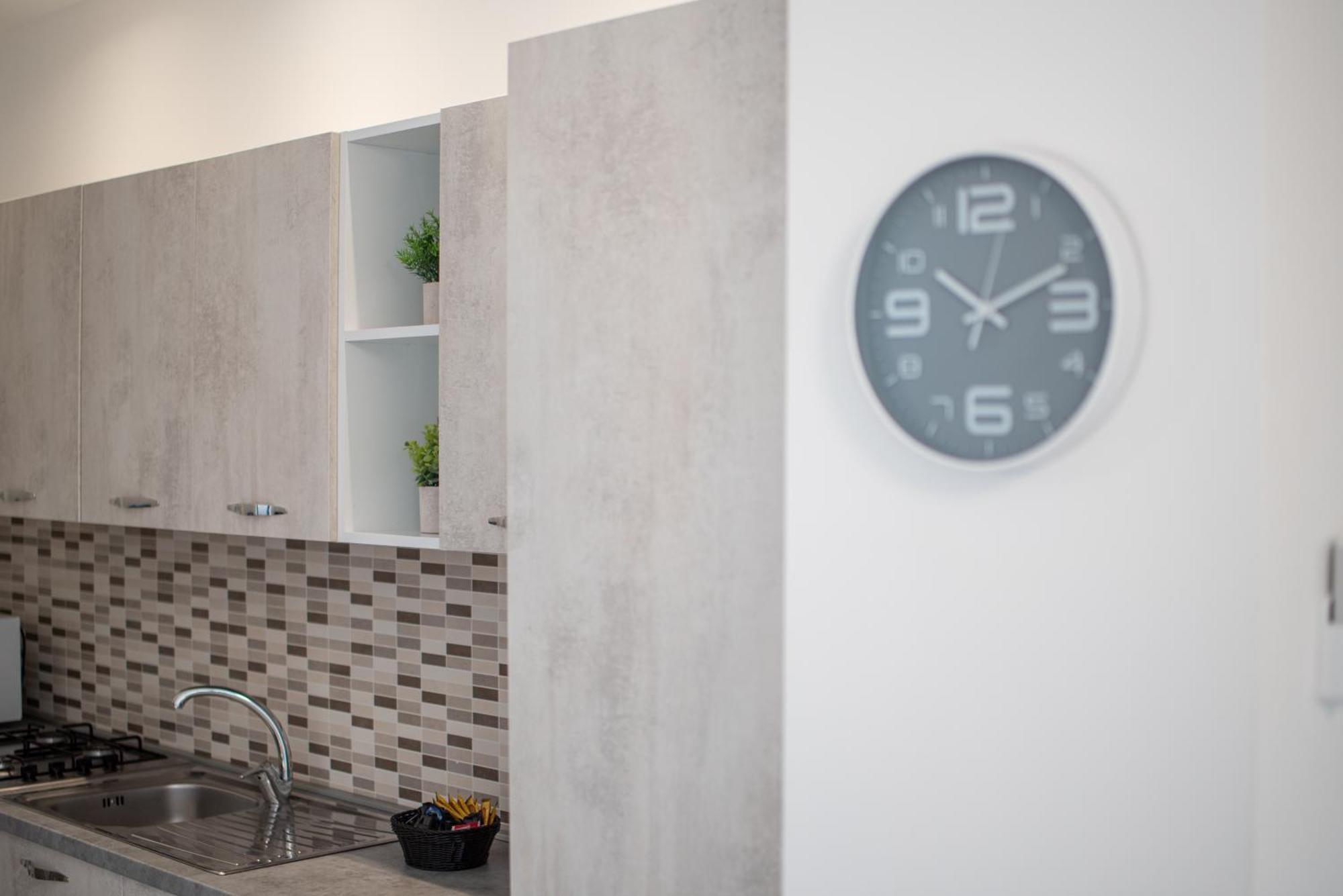 Icaro Residence Apartments With A Beautiful Pool SantʼAgata di Militello Екстериор снимка
